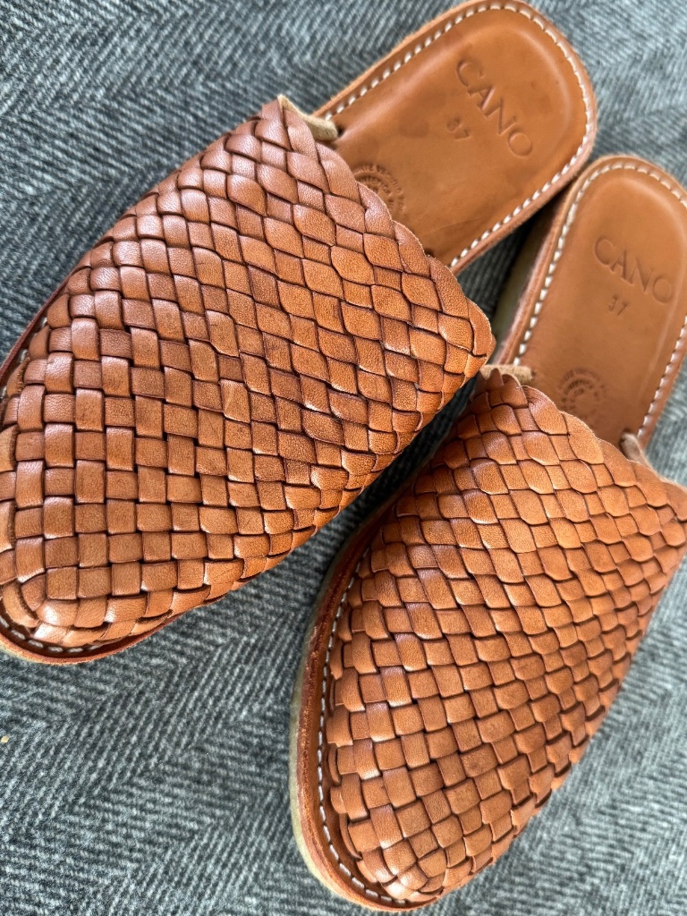 CANO, HANDMADE TRADITIONAL MEXICAN HURACHES